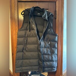 Zara Black Puffer Vest